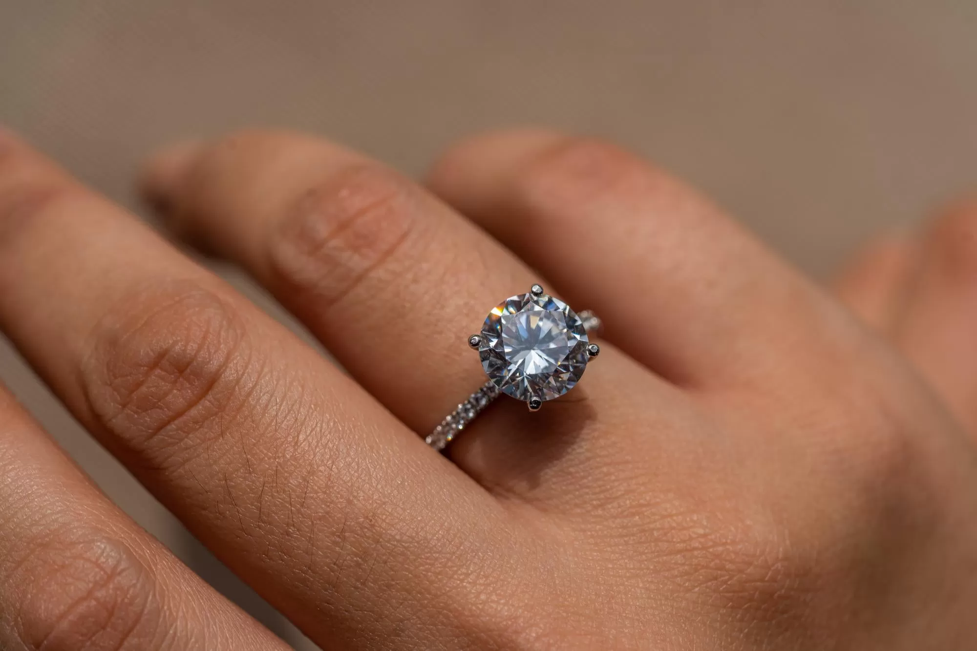 2.00ct Lab Grown Engagement Ring