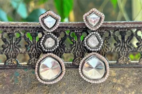 21A037 Glass and Zircon Drops Silver Earrings