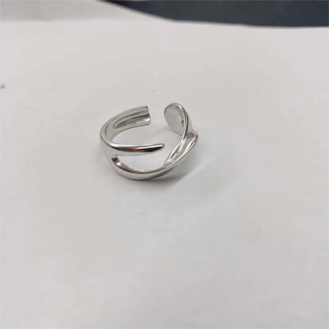 925 Sterling Silver Patterned Irregular Geometric Plain Ring