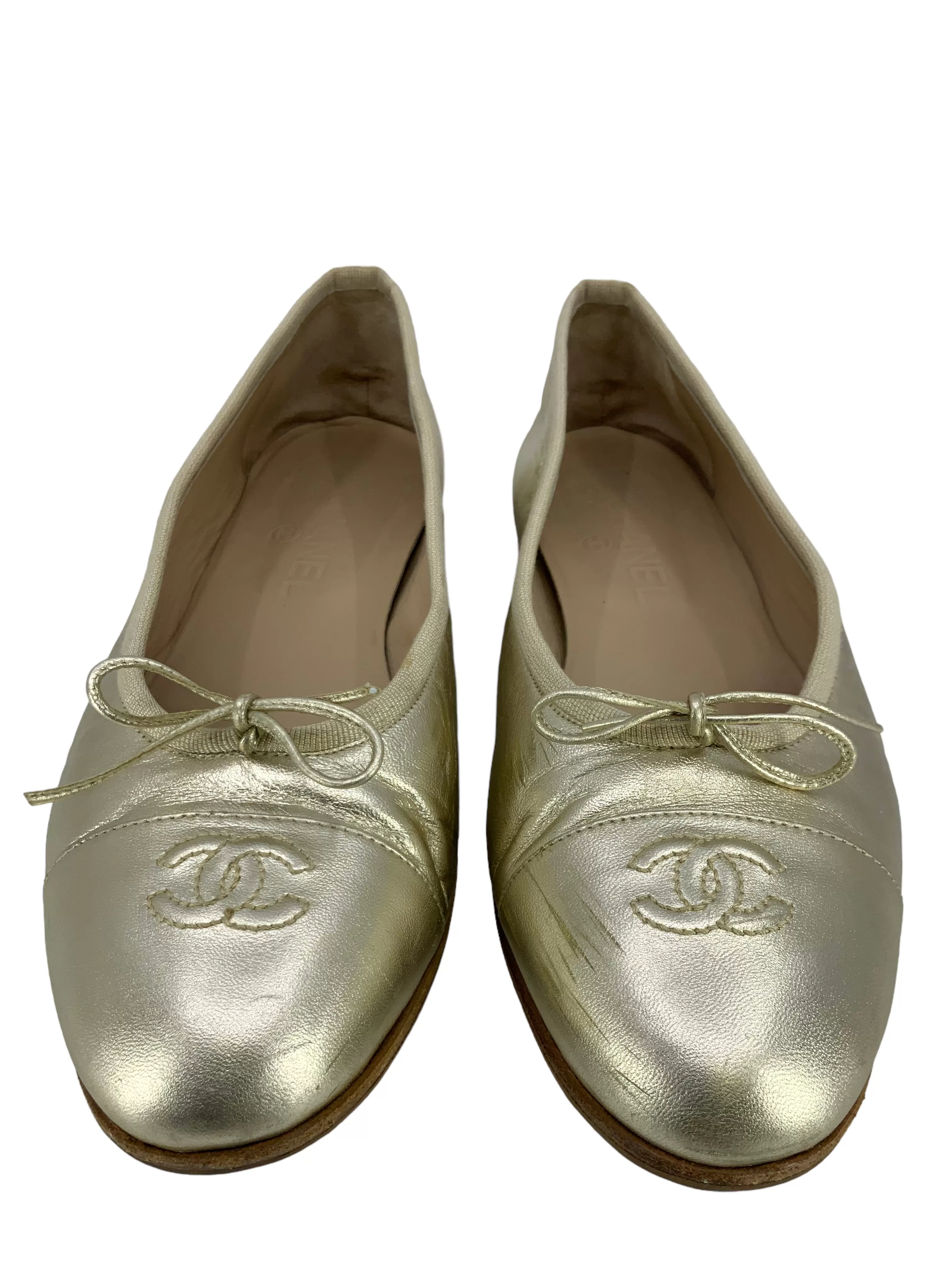 Chanel CC Logo Cap Toe Lambskin Leather Ballet Flats Size 10.5s