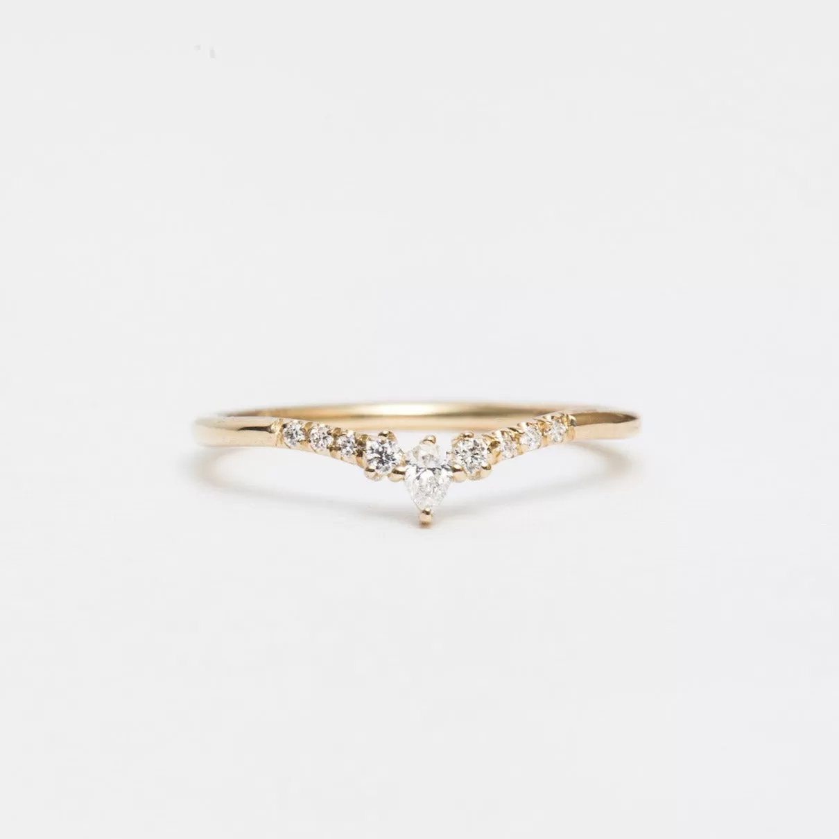 Diamond Peak Ring