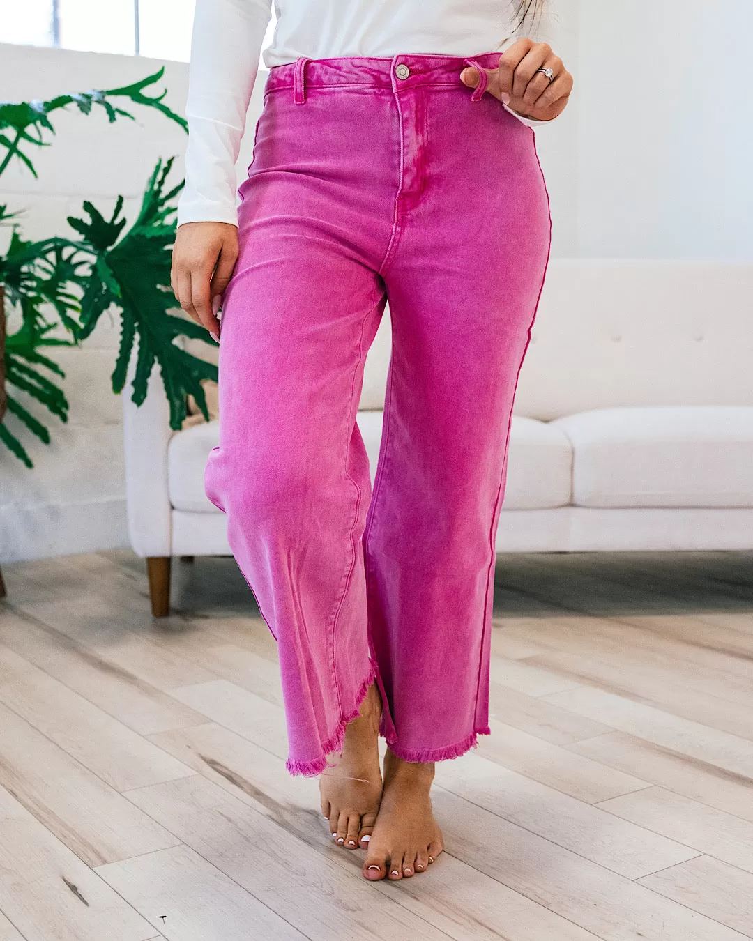 Mae Wide Leg Cropped Jeans - Hot Pink