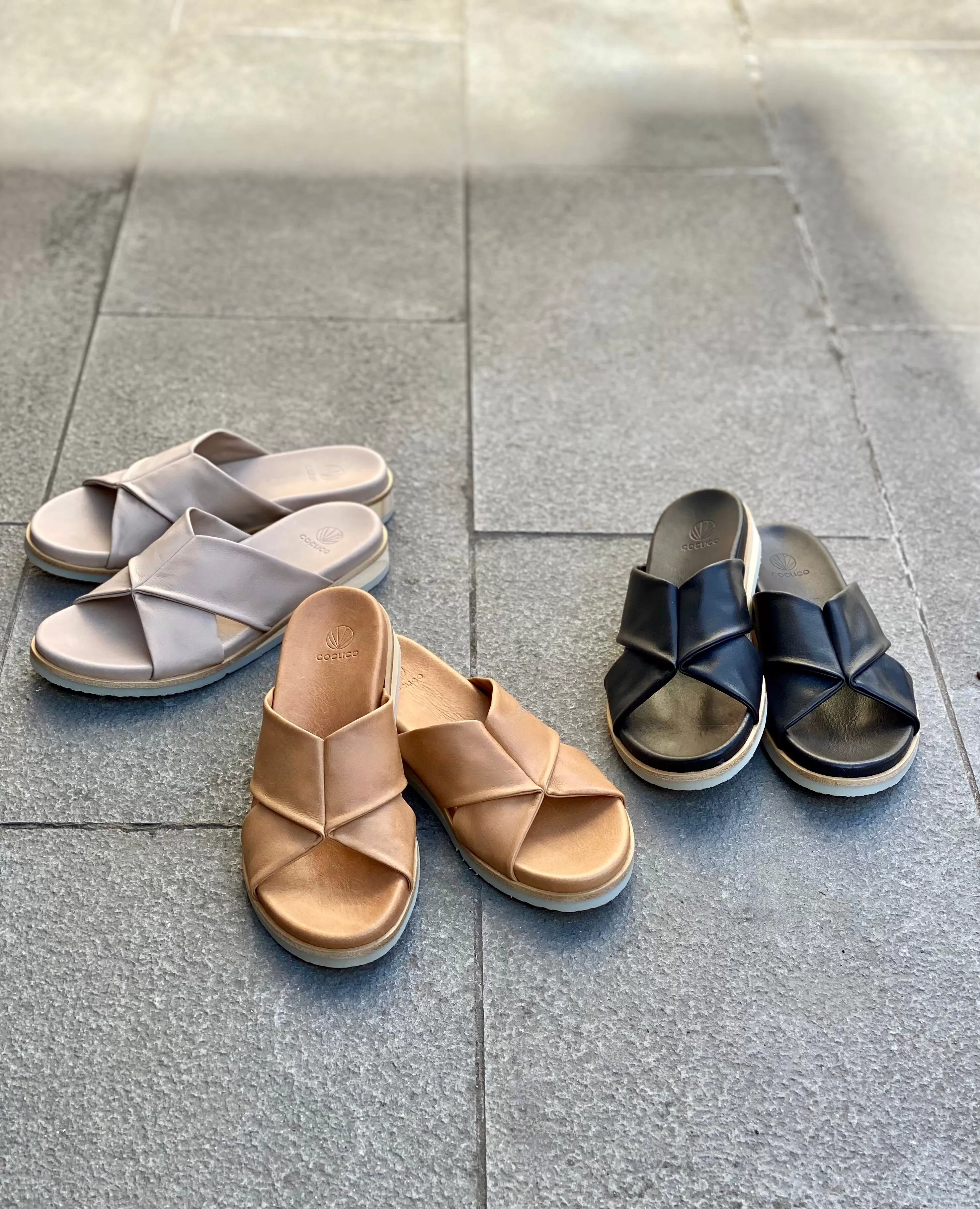 Pasque Sandal