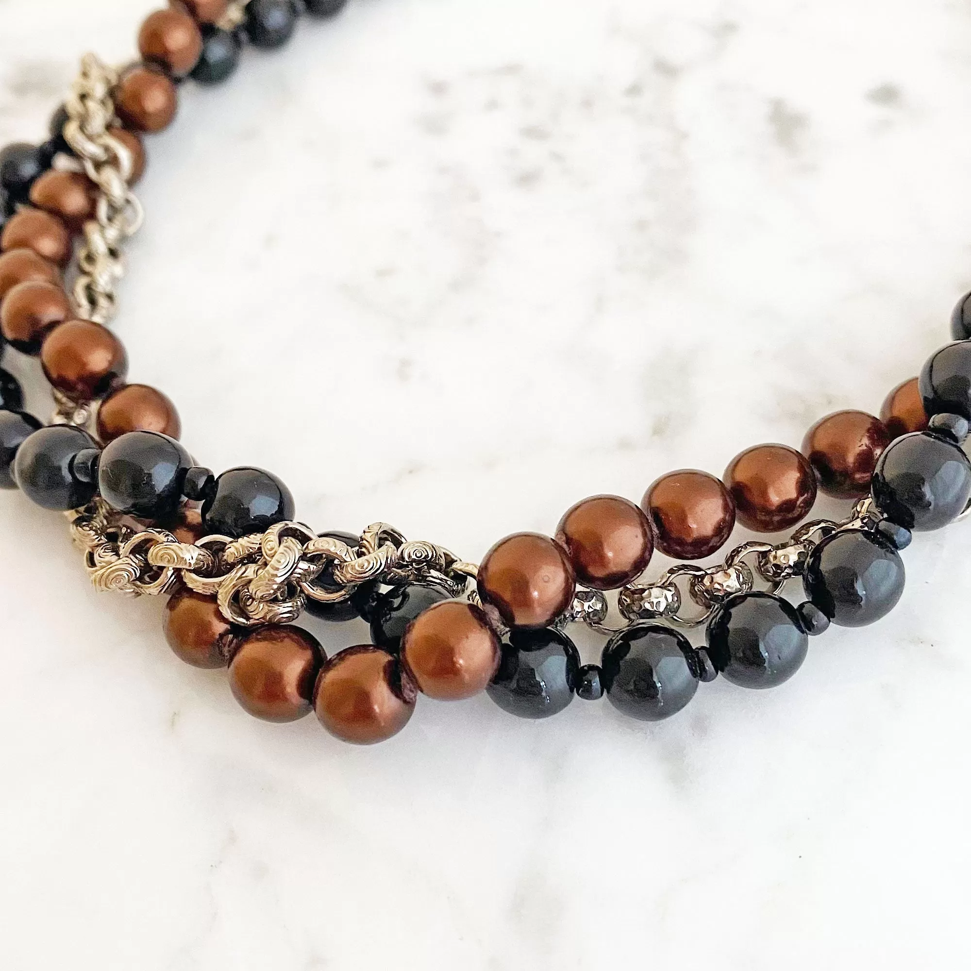 SAUNDRA black and copper pearl necklace