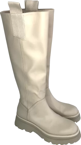 Stradivarius Beige Chunky Sole High Leg Boots UK 5 EU 38 👠