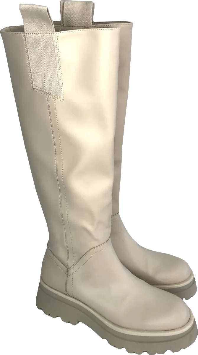 Stradivarius Beige Chunky Sole High Leg Boots UK 5 EU 38 👠