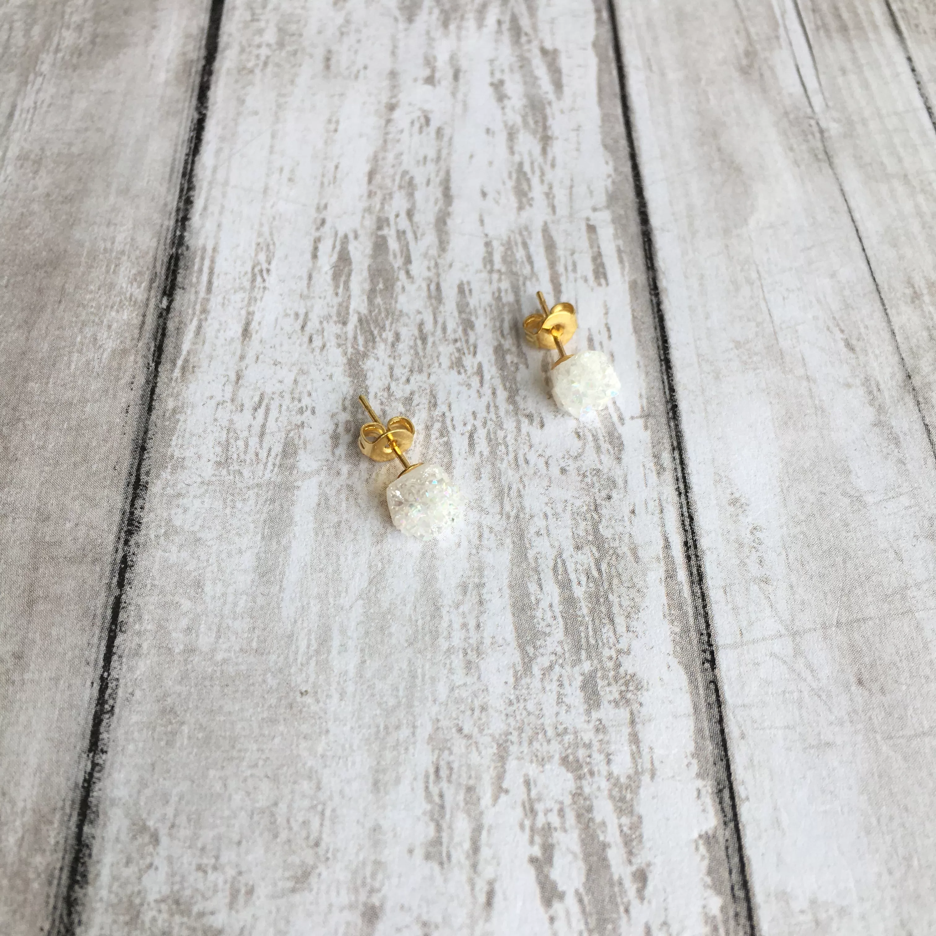 The Rough Cut Druzy Bits Stud Earrings in white